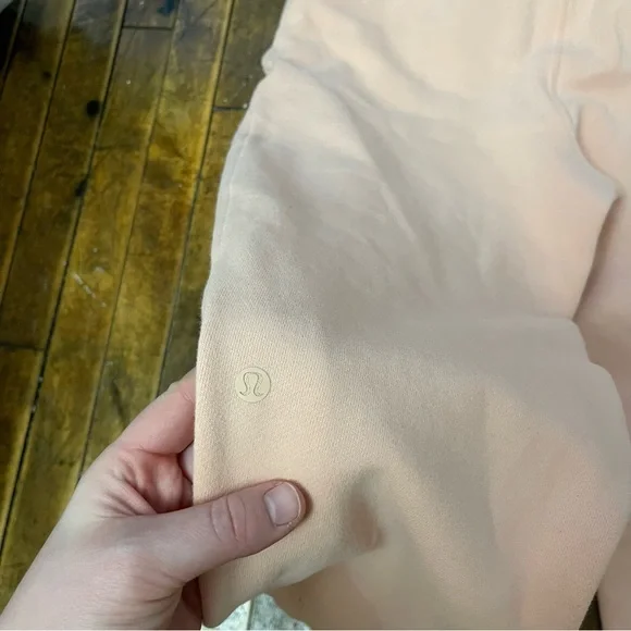 Lululemon Scuba Sweatpants- Size 12 - Picture 8 of 8